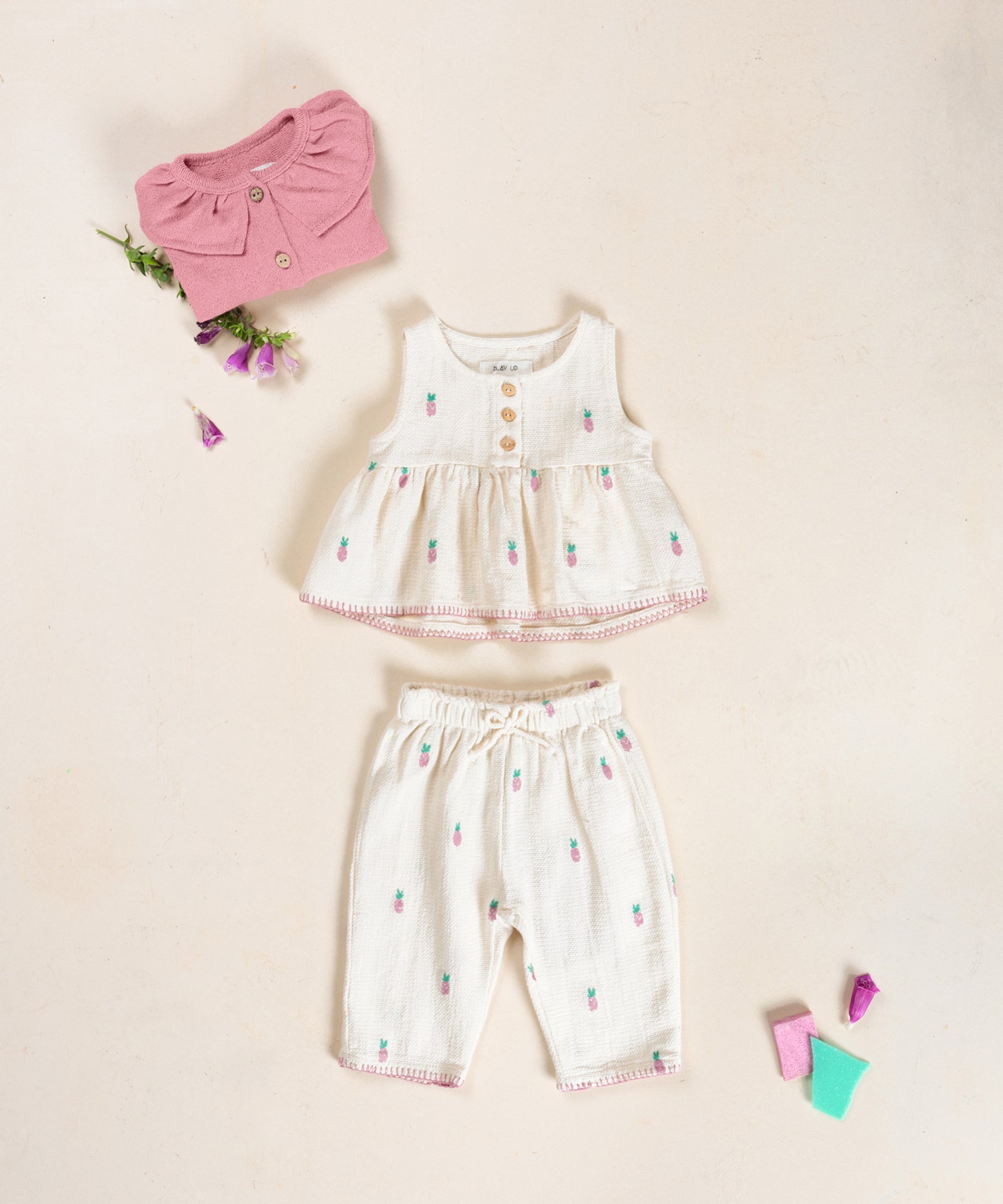 Play Up Woven Tank Top Pineapple