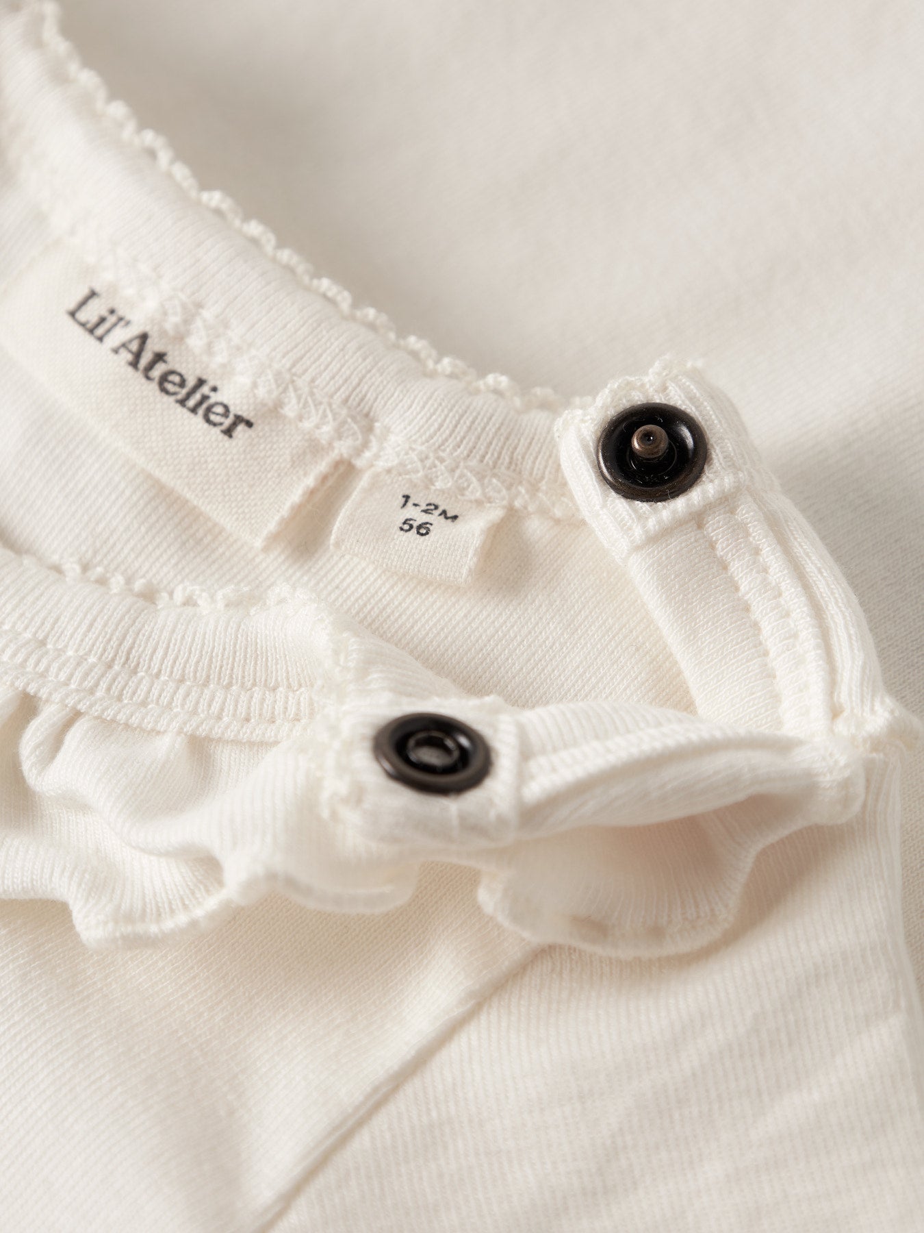 Lil Atelier Coconut Milk Romper Ruffle Kraag