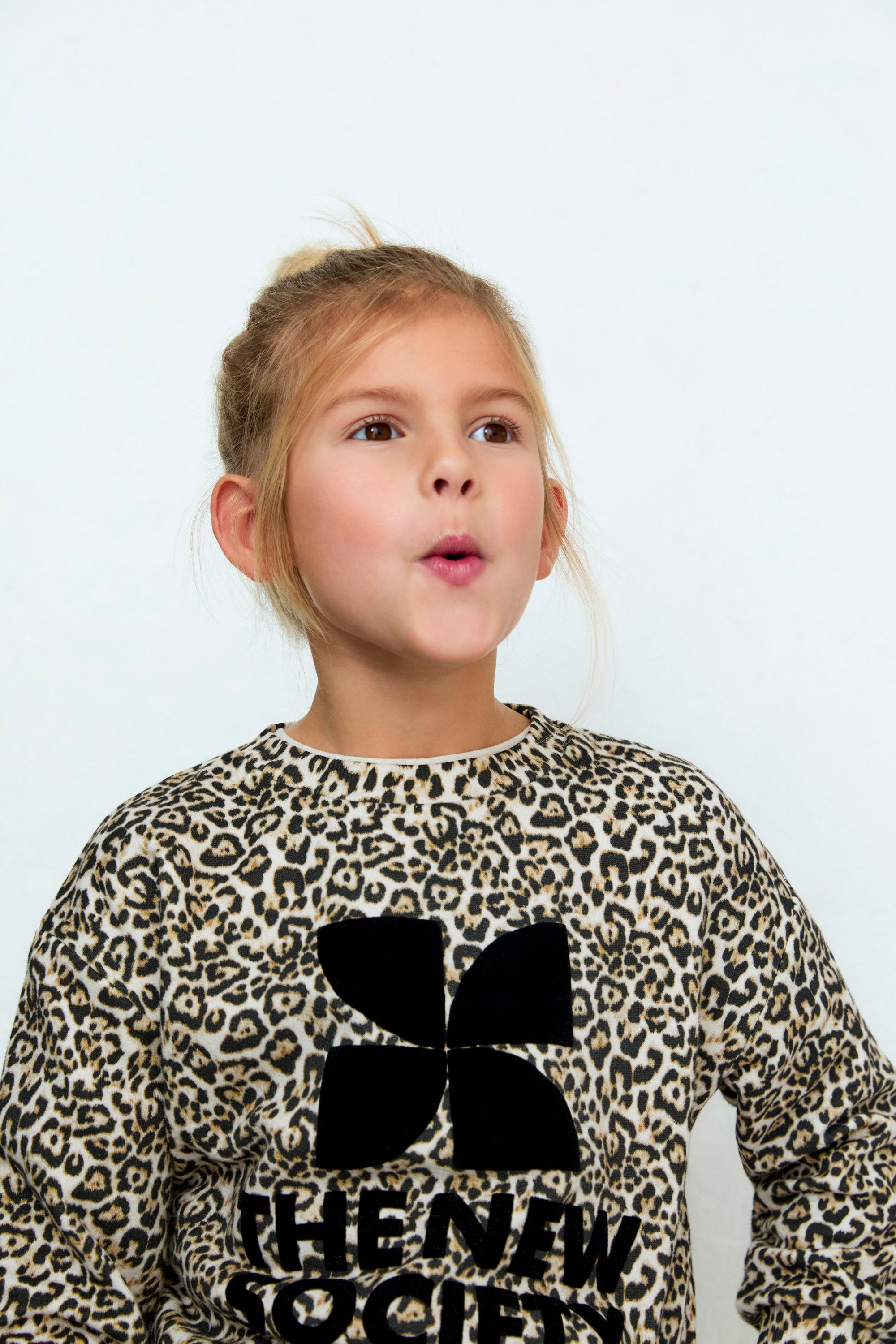 The New Society Logo Sweatshirt Nelia Print