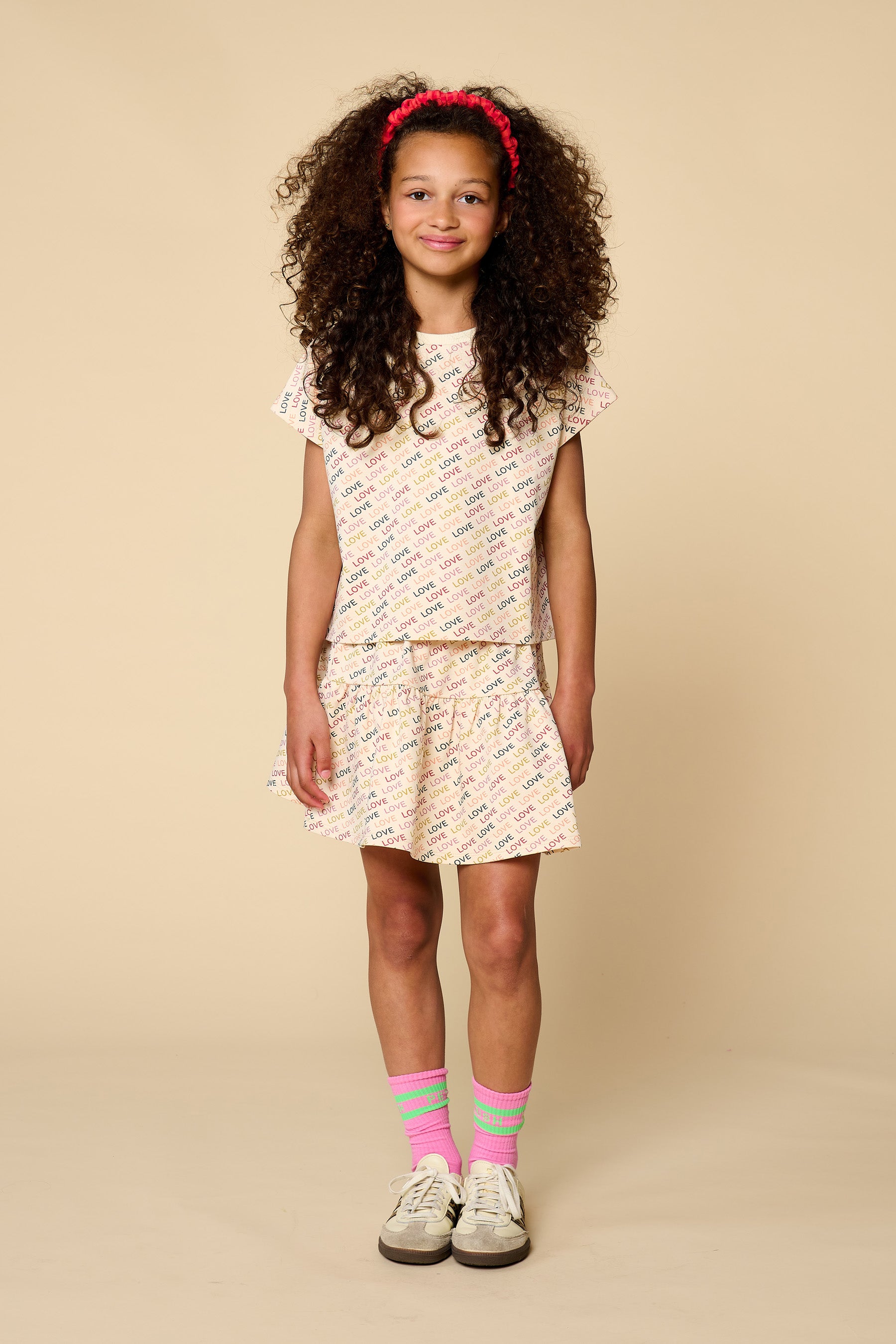 Petit Blush Simple T-shirt Love Text AOP