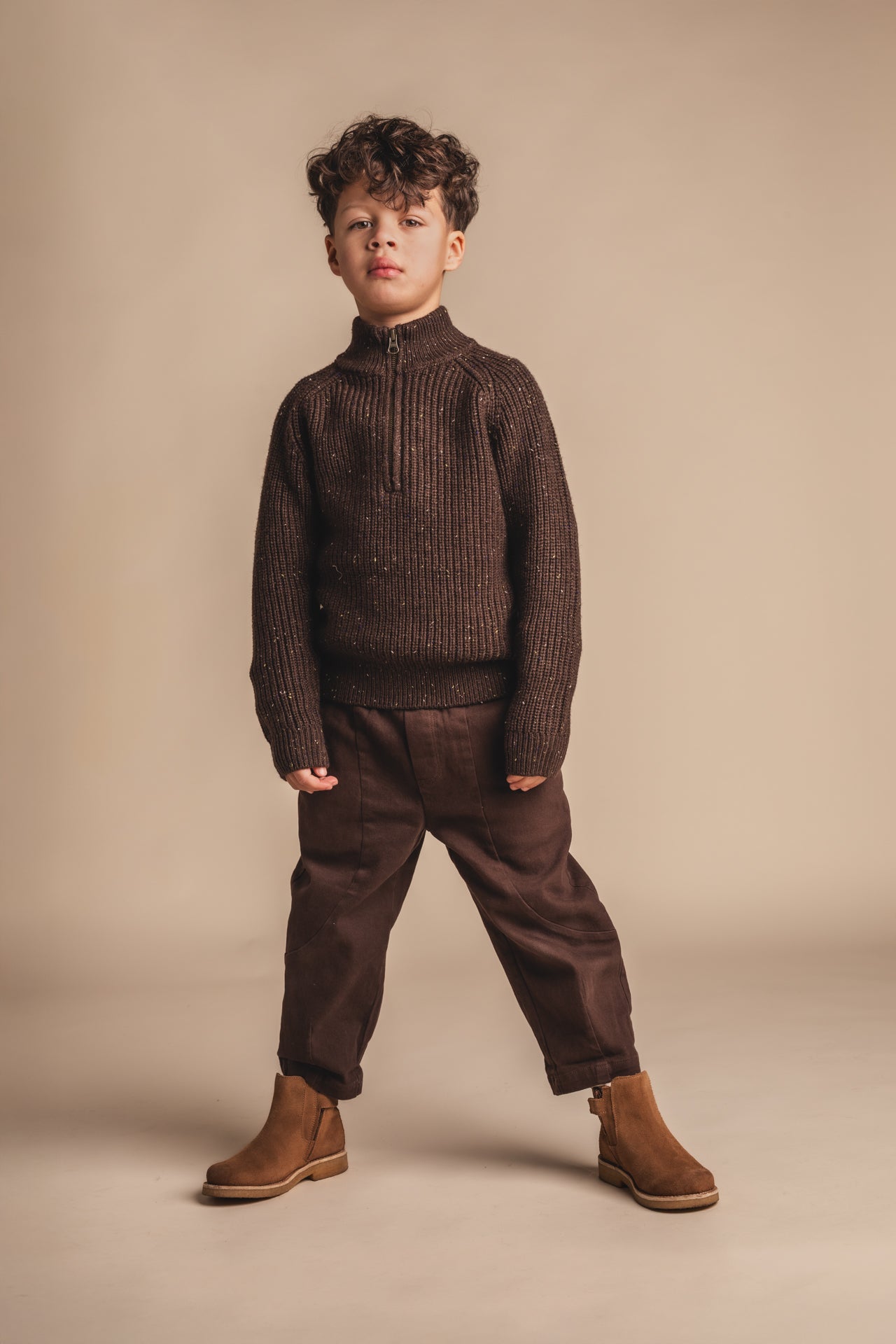 Baje Studio Fox Brown Choco Trui