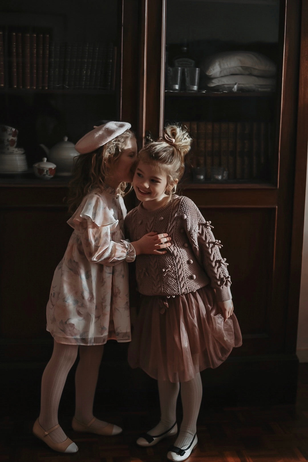 LRDM Petits Elise Bow Fawn Trui