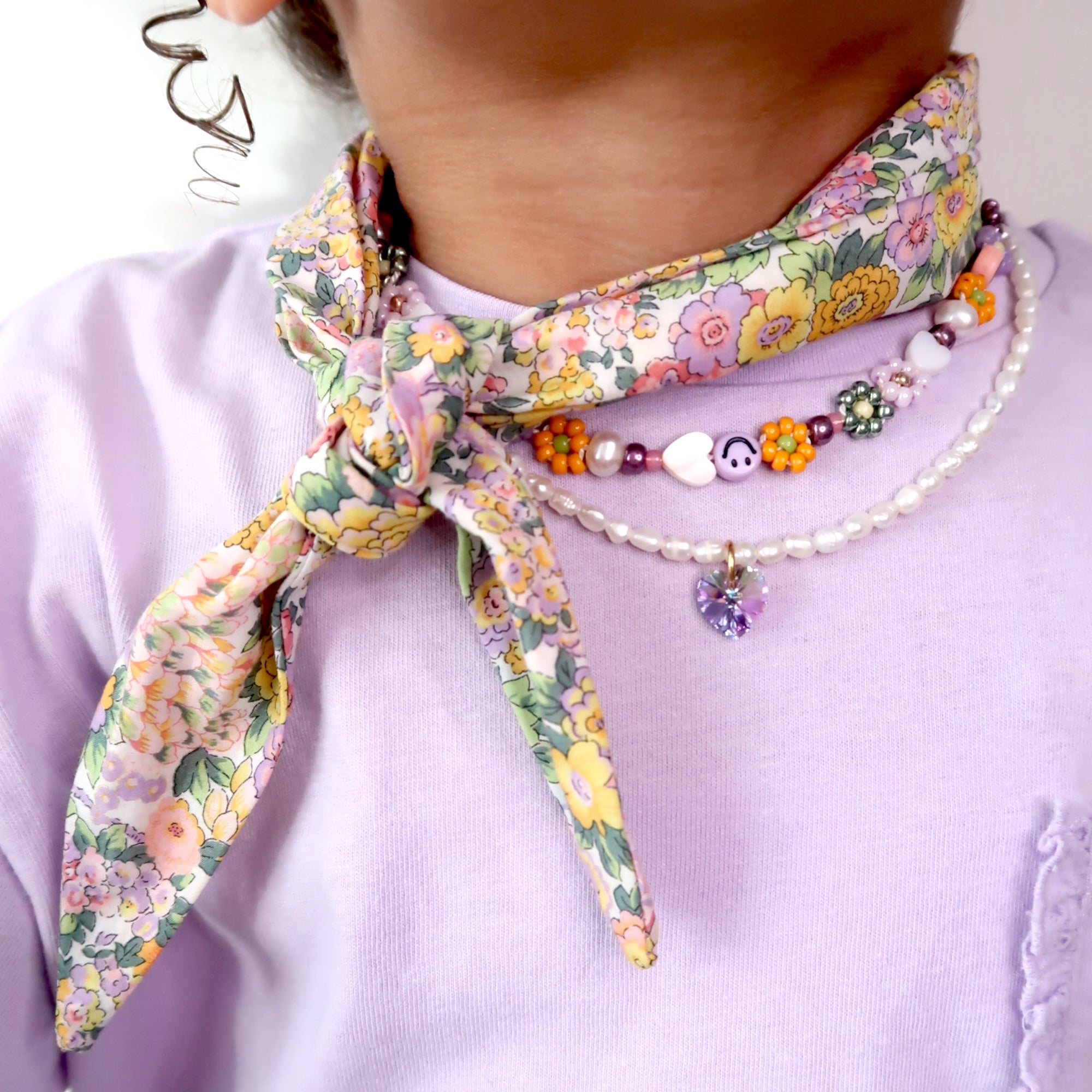 Love Issue Shortie Daisy Smiley Ketting