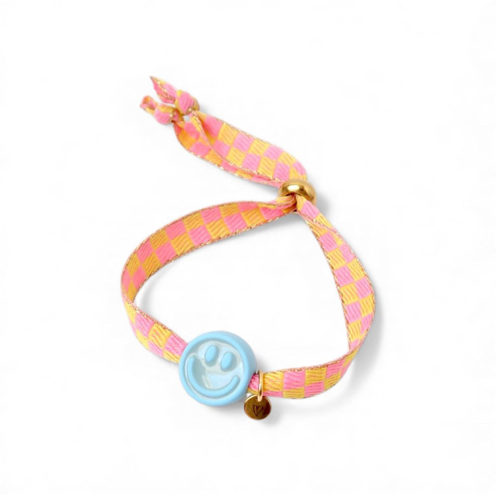 Love Issue Happy Smile Blue Checked Pink Armband